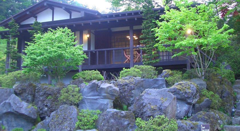 Hotel Shikitei Fujiyoshida Zewnętrze zdjęcie