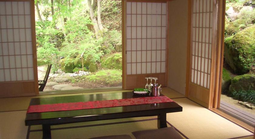 Hotel Shikitei Fujiyoshida Zewnętrze zdjęcie