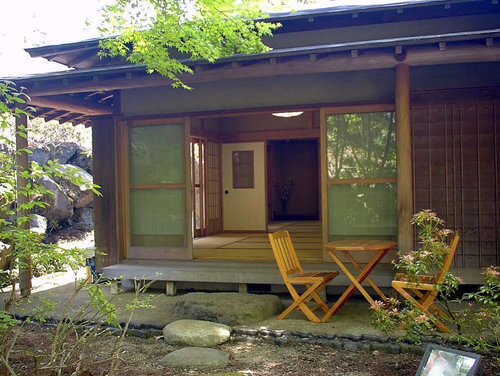 Hotel Shikitei Fujiyoshida Zewnętrze zdjęcie